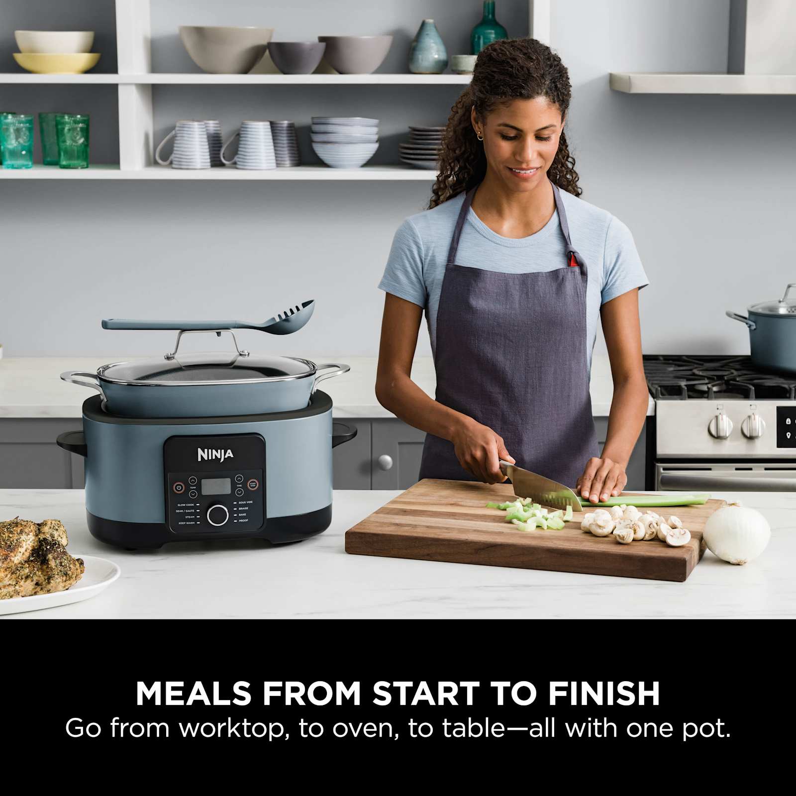 Ninja Foodi PossibleCooker MC1001UK - slow cooking a family meal