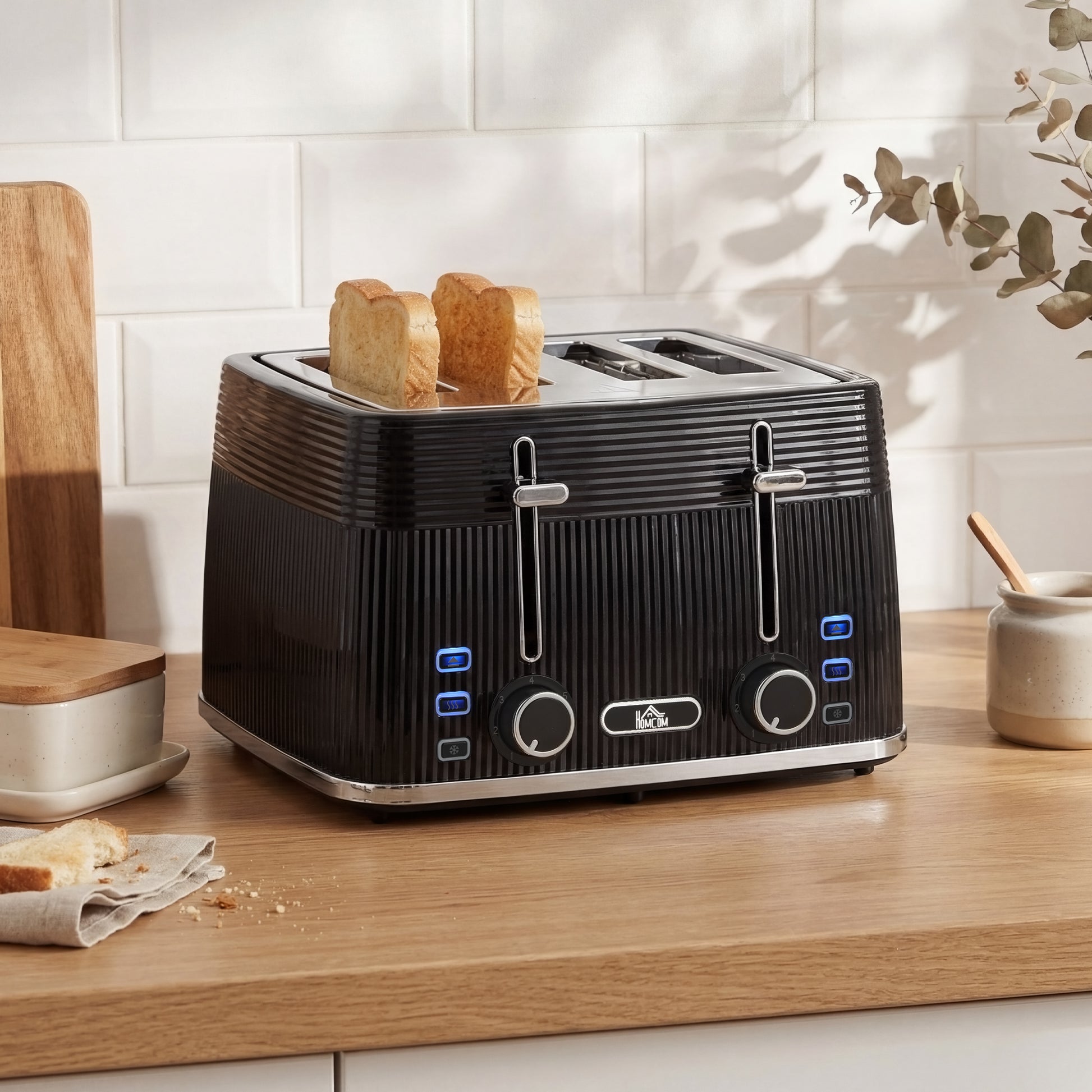HOMCOM 4 Slice Toaster with 7 Browning Levels, Bread Toaster with Removable Crumb Tray, Black