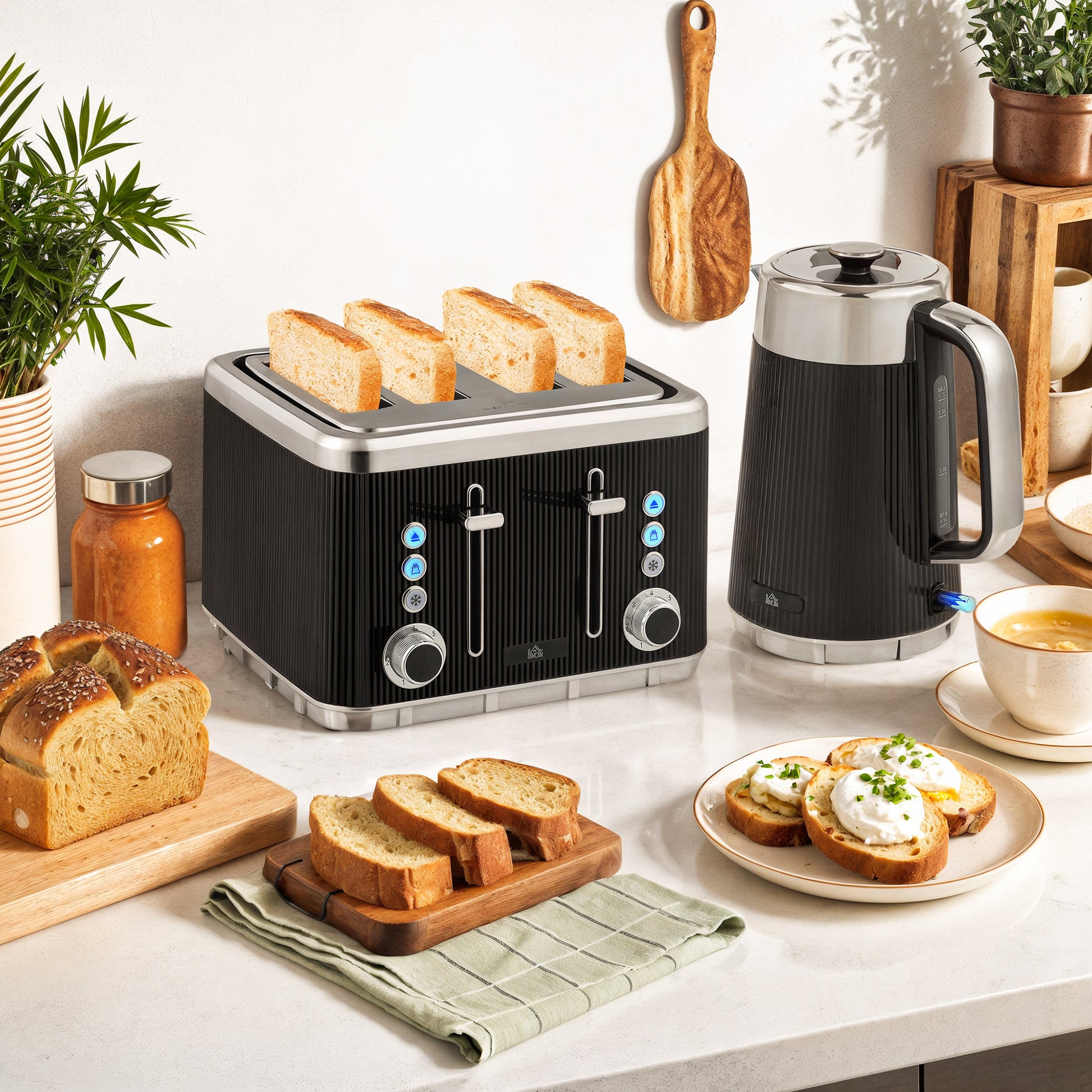 HOMCOM Electric Stainless Steel Kettle and Toaster Set, 3000W 1.7L UK Strix Thermostat Fast Boil Kettle w/ Limescale Filter, Cool Touch Body, 4 Slice Toaster with 7 Browning Levels, Black