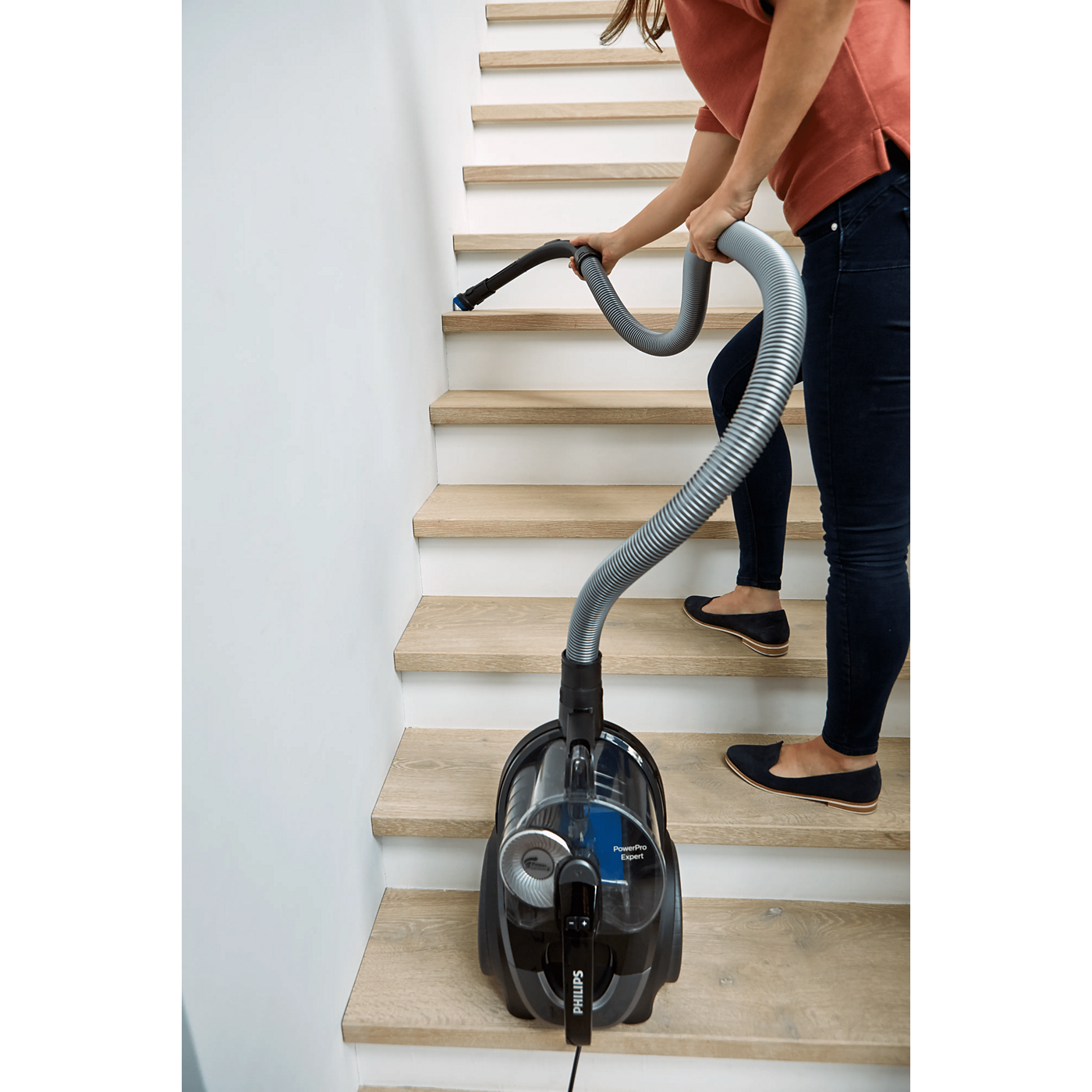 Philips XB7151/07 Marathon bagless vacuum cleaner – view 7